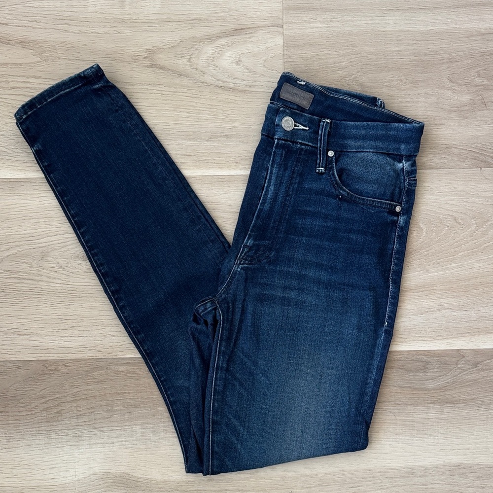 MOTHER - High Waisted Looker Tongue and Chic Jeans